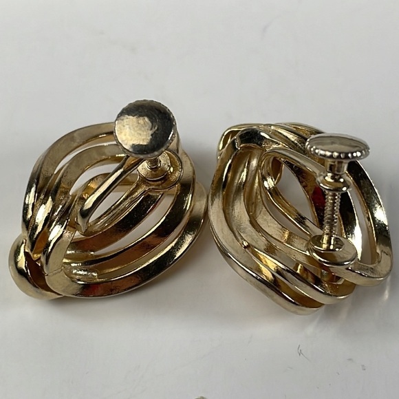 Vintage Gold Tone Loop Button Earrings - Picture 5 of 9